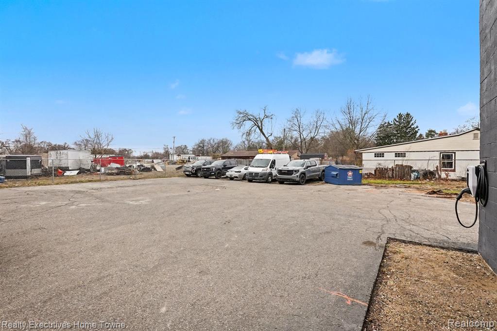 5650 Jamestown Road, Shelby Twp, MI 48317 — Photo 23