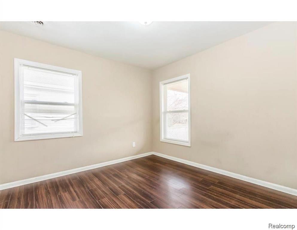 7401 DREXEL Street, Dearborn Heights, MI 48127 — Photo 9