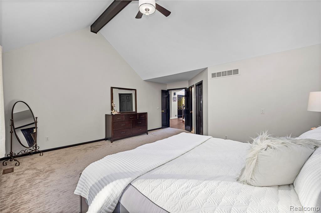 53961 Sutherland Court, Utica, MI 48316 — Photo 34