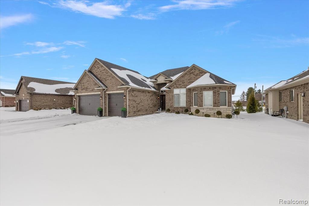 56844 Topaz Drive, Macomb, MI 48042 — Photo 2