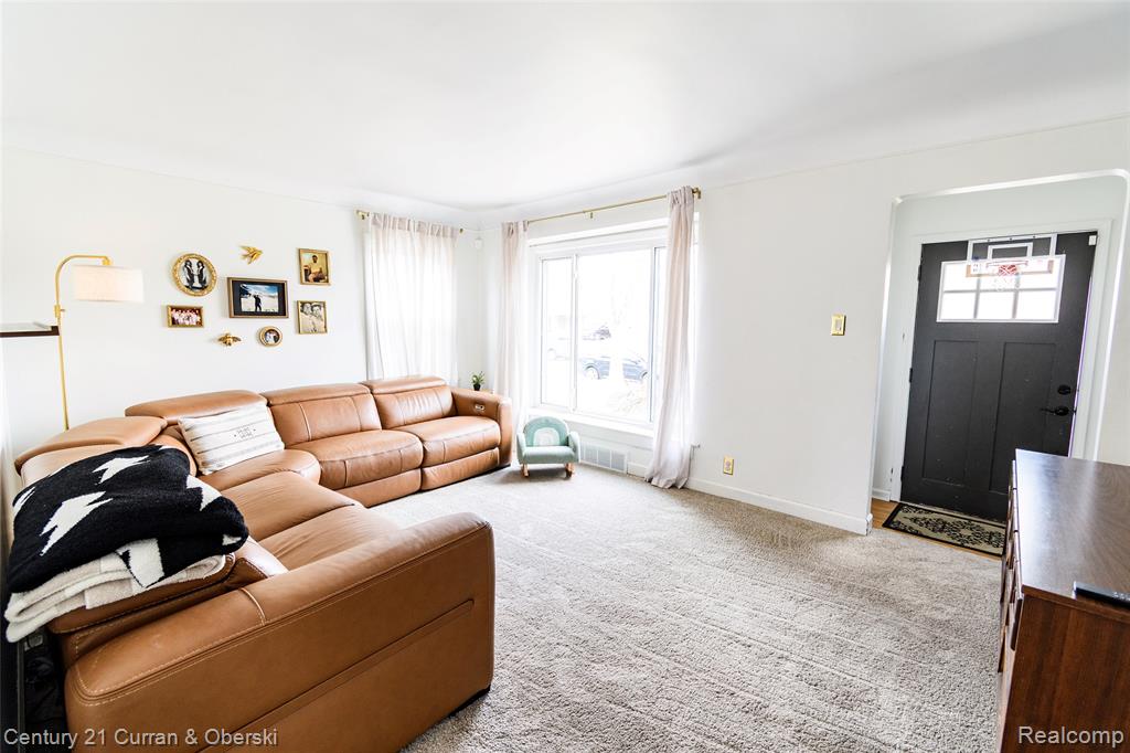 9390 Quandt Avenue, Allen Park, MI 48101 — Photo 4