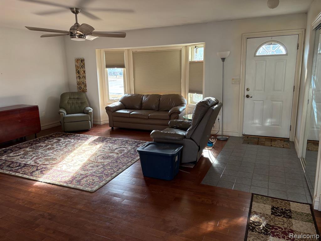 40006 STIMPSON Drive, Sterling Heights, MI 48310 — Photo 4