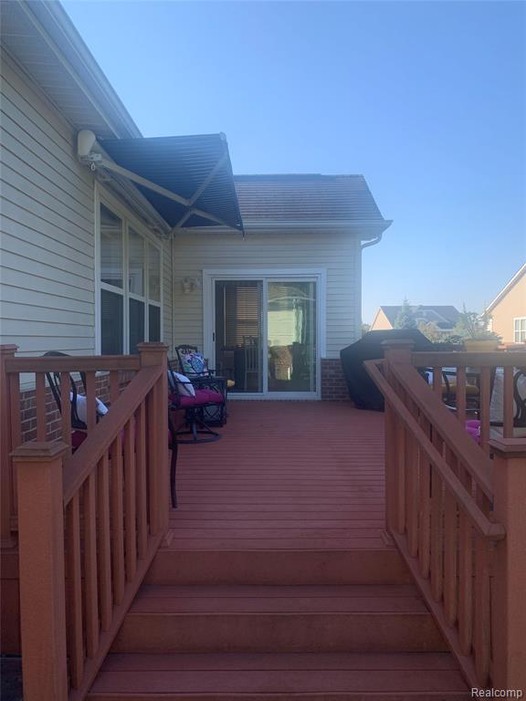 26530 Higgins Way, Brownstown, MI 48134 — Photo 34