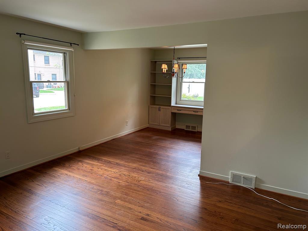 719 N ETON Street, Birmingham, MI 48009 — Photo 4