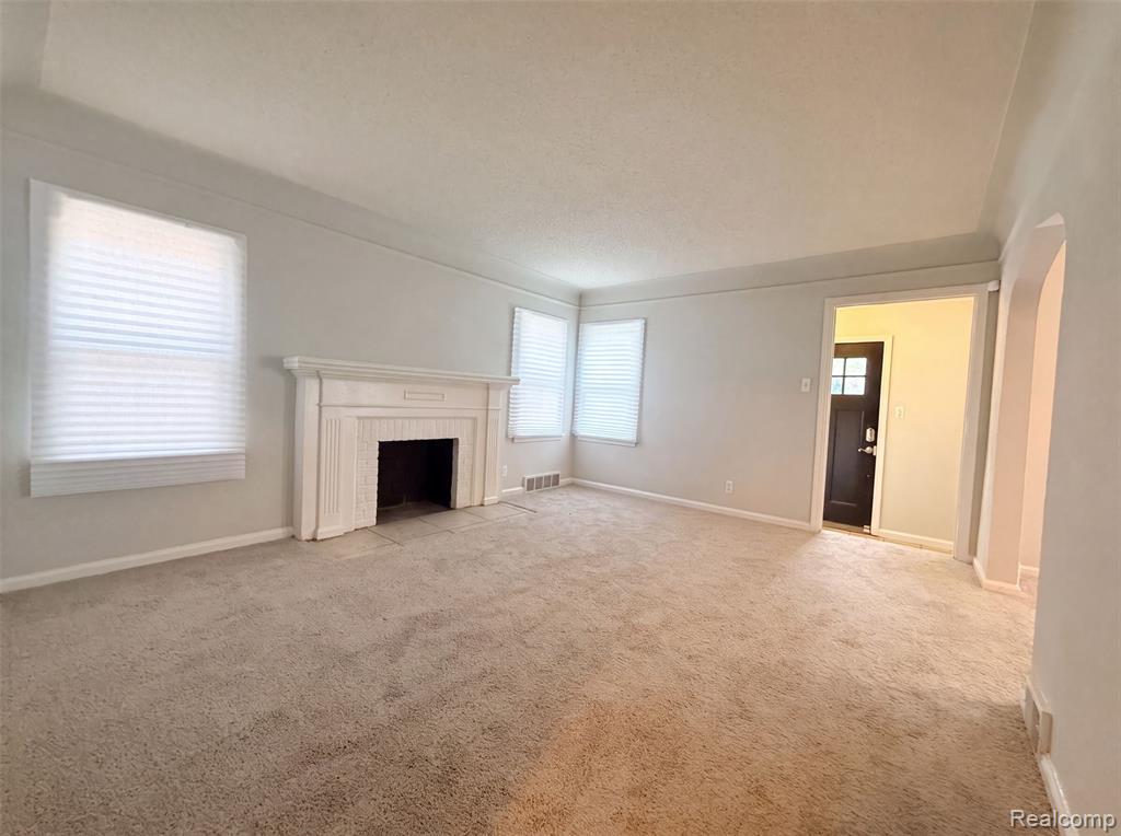 16853 Saint Marys Street - Photo 3