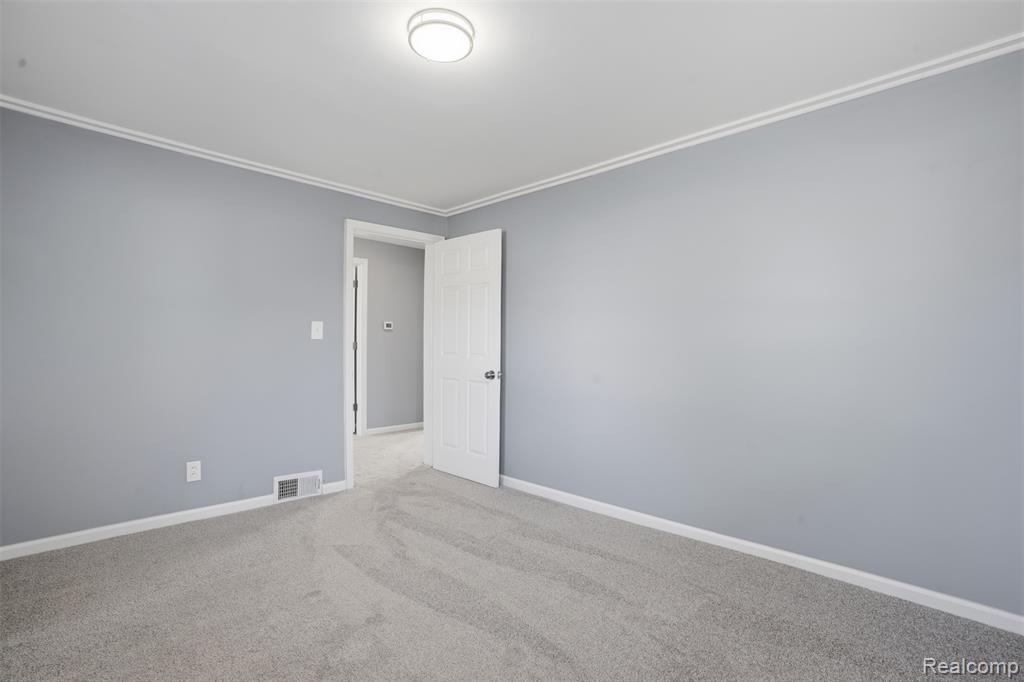 13181 Peach Street, Southgate, MI 48195 — Photo 12