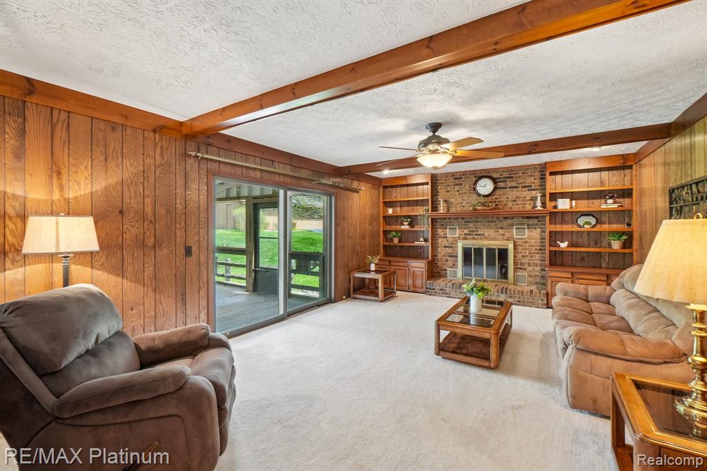 555 Crawford Farm Lane, Milford, MI 48380 — Photo 6