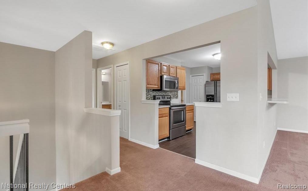 16707 CARRIAGE Way, Northville, MI 48168 — Photo 5