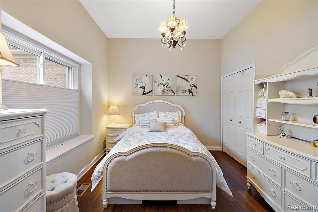 626 WOODSIDE Drive, 62, Milford, MI 48381 — Photo 30