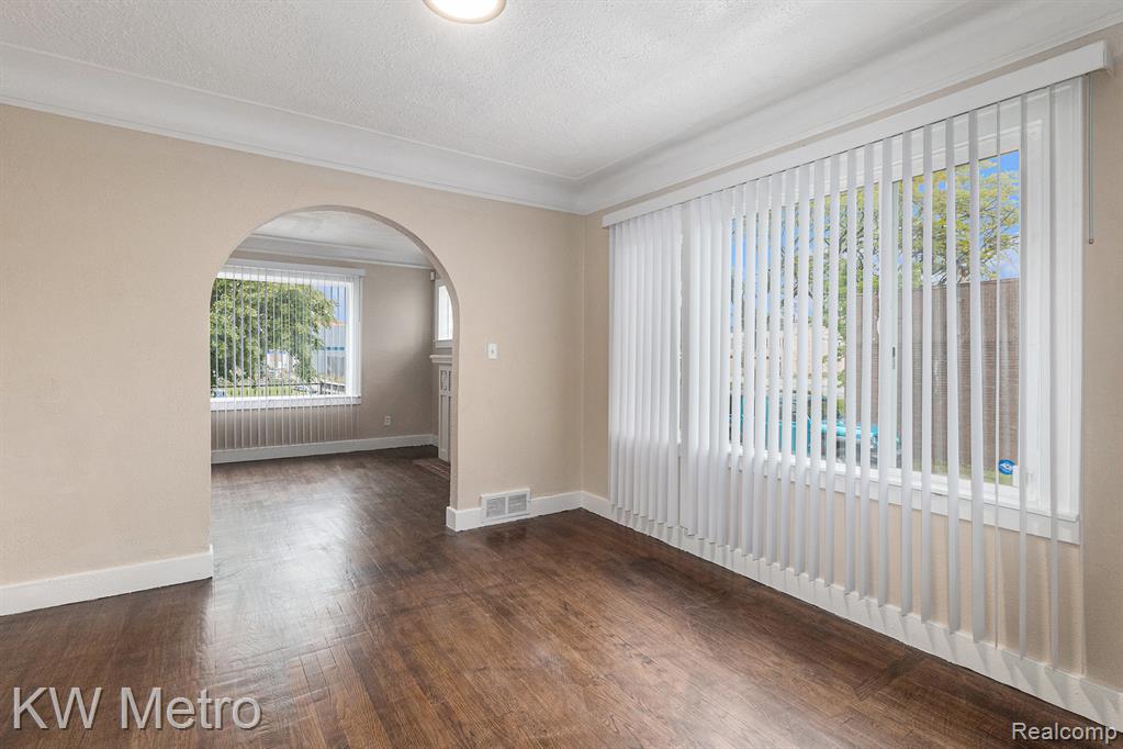 5025 Somerset Avenue, Detroit, MI 48224 — Photo 10