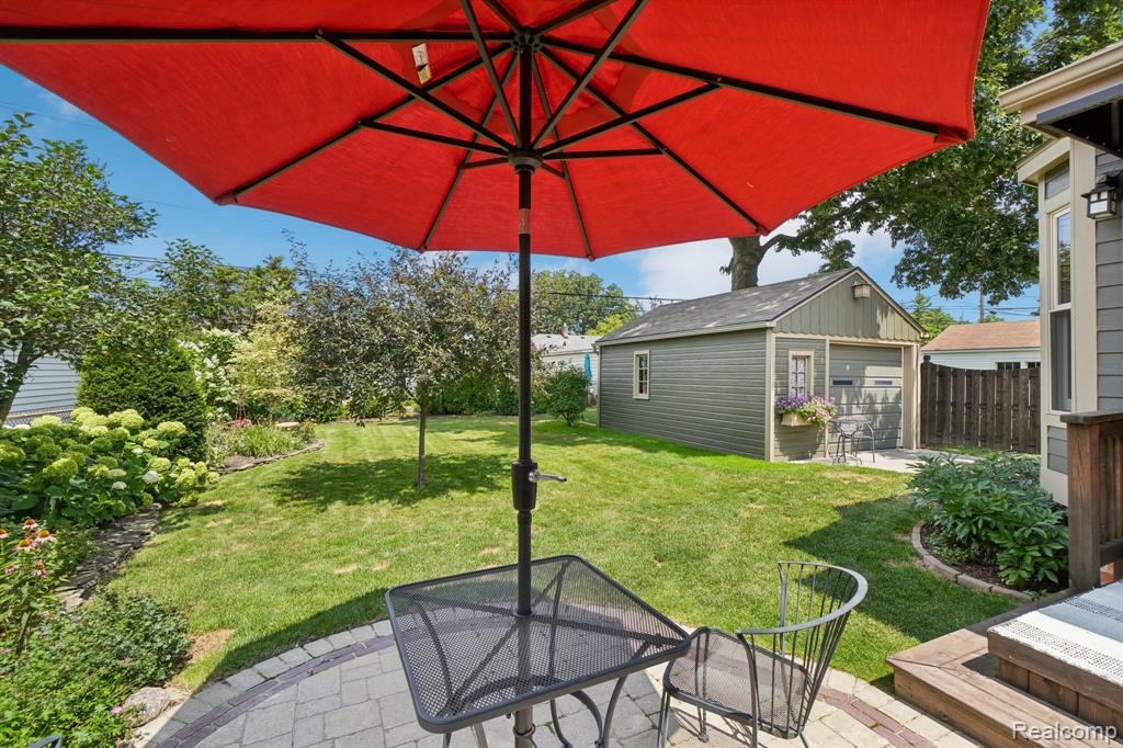 912 Cedar Hill Dr, Royal Oak, MI 48067 — Photo 21
