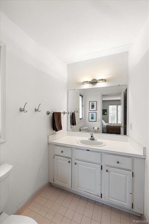 5853 Dawn Ridge Drive, Troy, MI 48098 — Photo 31