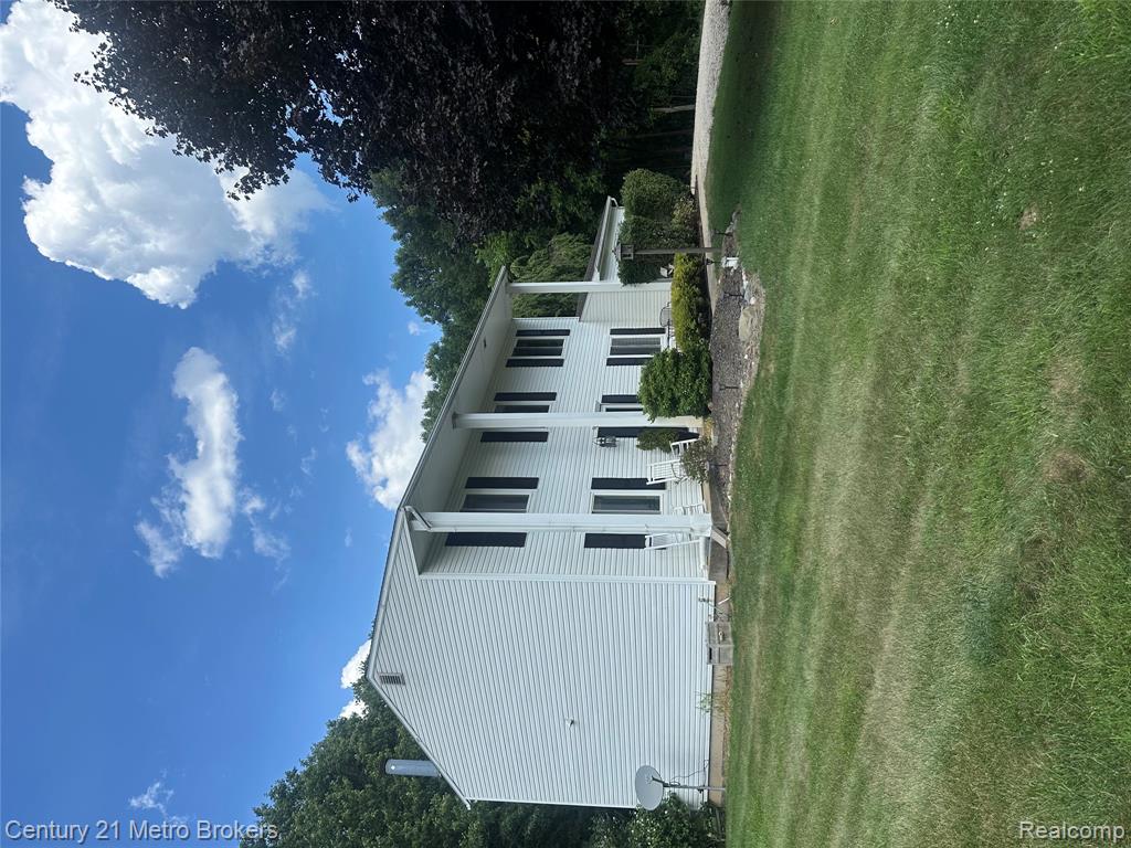 845 Hillsdale Lane, Ortonville, MI 48462 — Photo 2
