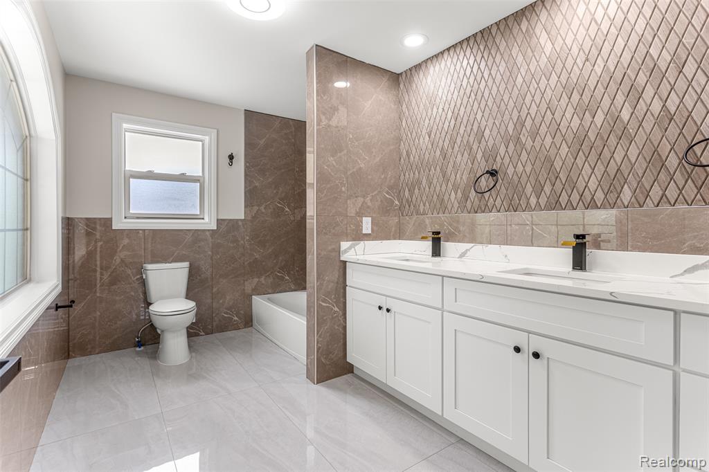 6735 Norborne Avenue, Dearborn, MI 48127 — Photo 23