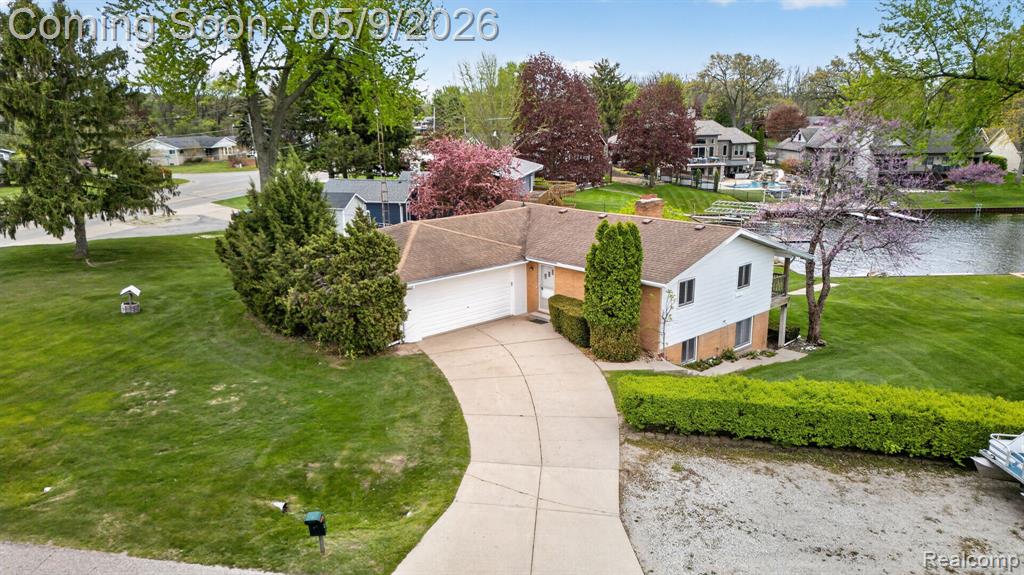 1365 Blue Water Drive, Fenton, MI 48430 — Photo 70