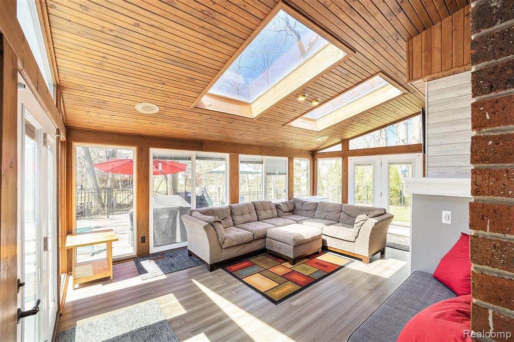 779 MEDINAH Drive, Rochester Hills, MI 48309 — Photo 12