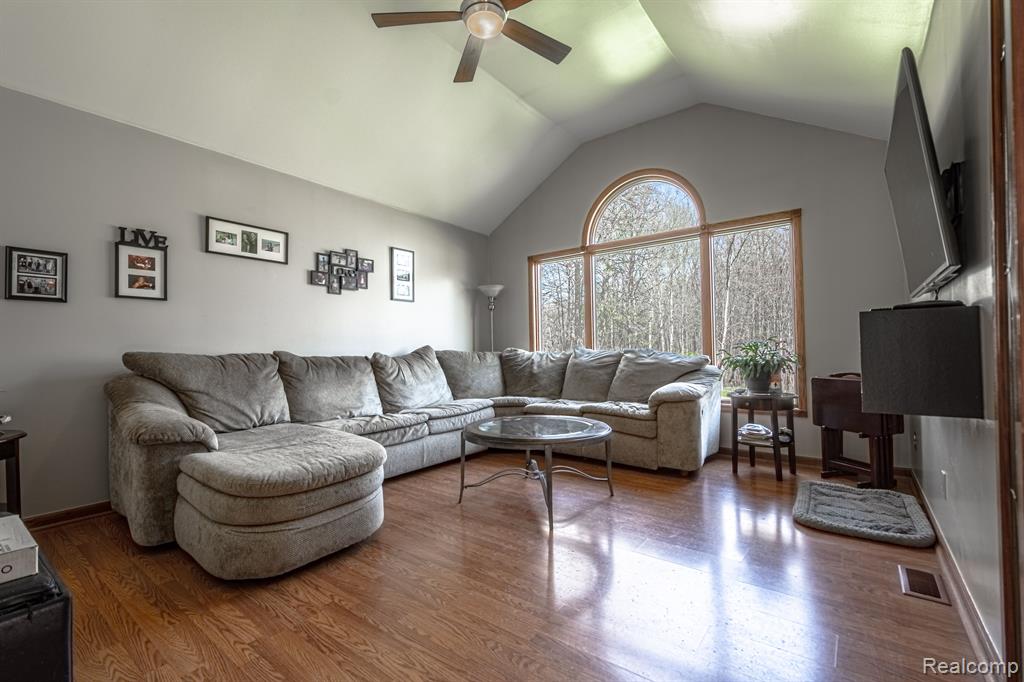 5170 MCKINLEY Road, China, MI — Photo 6