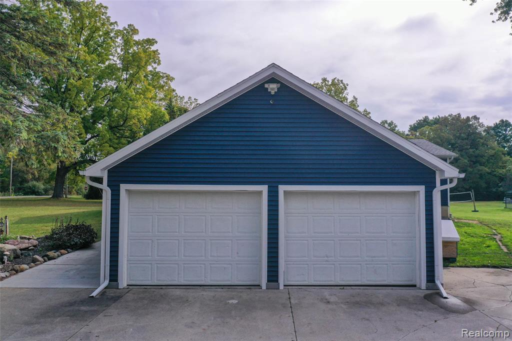 11141 Farrand Road, Montrose, MI 48457 — Photo 32