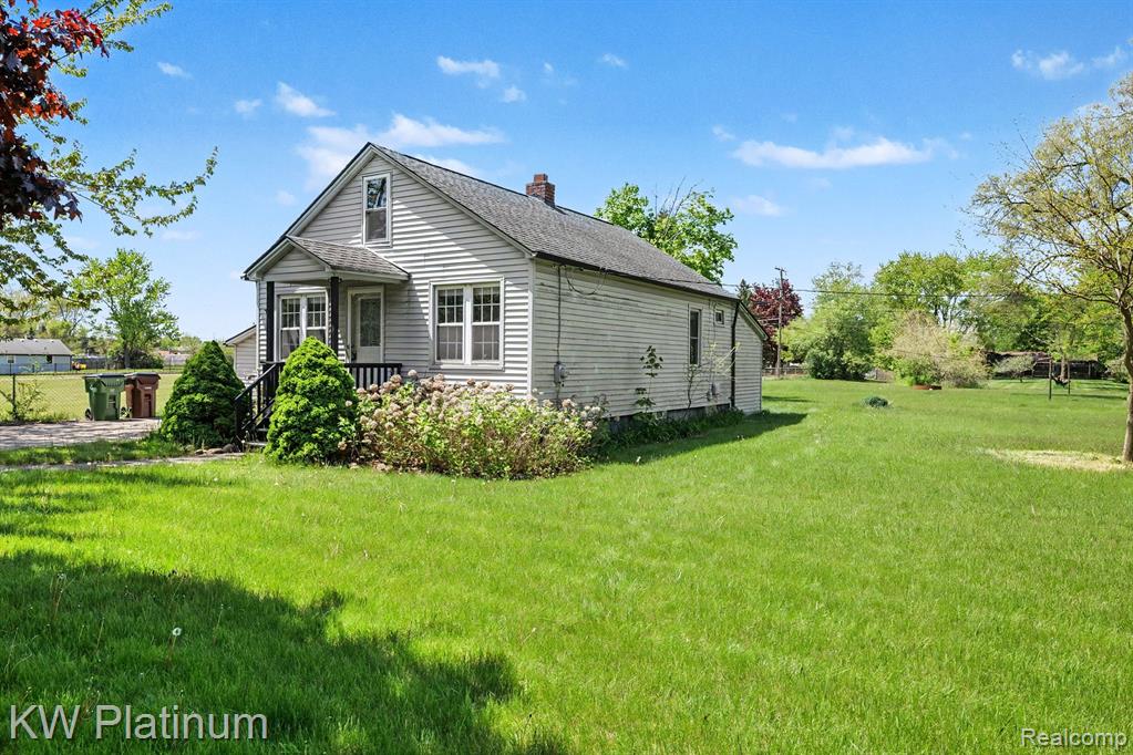 47611 Burton Drive, Shelby Twp, MI 48317 — Photo 3