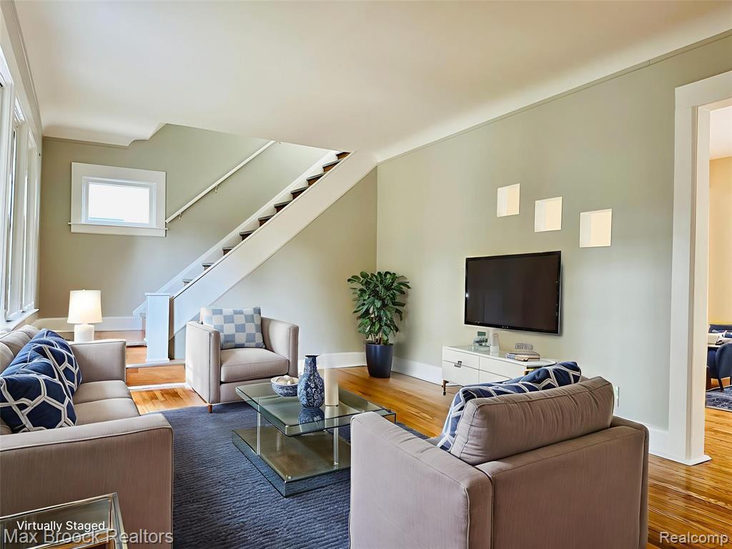 531 Gardenia Avenue, Royal Oak, MI 48067 — Photo 4