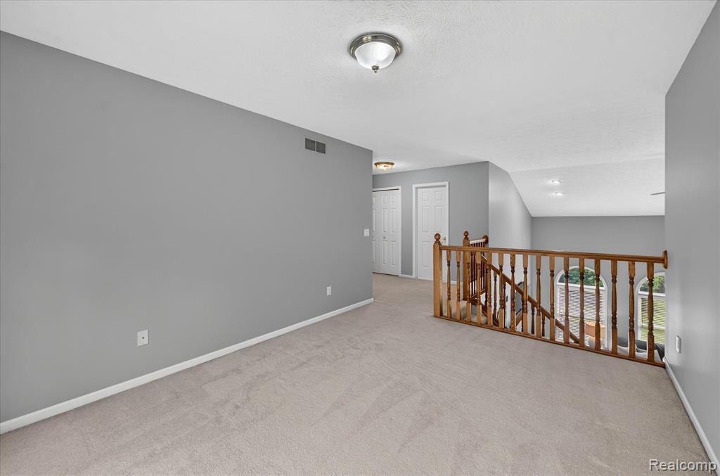 5079 Pinewood Drive, Brighton, MI 48116 — Photo 27