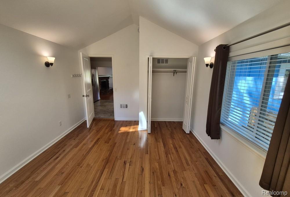 7377 Cooley Lake Road, West Bloomfield, MI 48324 — Photo 30