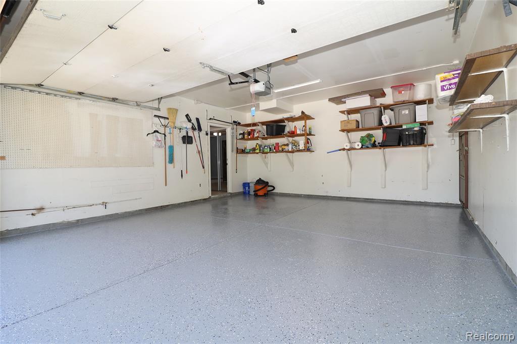 739 Kinloch Street, Dearborn Heights, MI 48127 — Photo 42