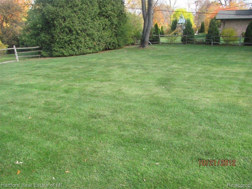 4975 Inkster Road, Bloomfield Hills, MI 48302 — Photo 12