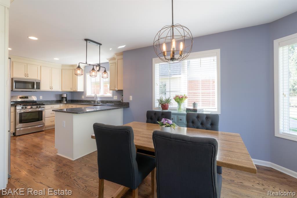 43576 Abbey Circle, Canton, MI 48187 — Photo 12