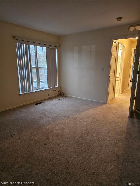 4257 BERKSHIRE Drive, Sterling Heights, MI 48314 — Photo 20
