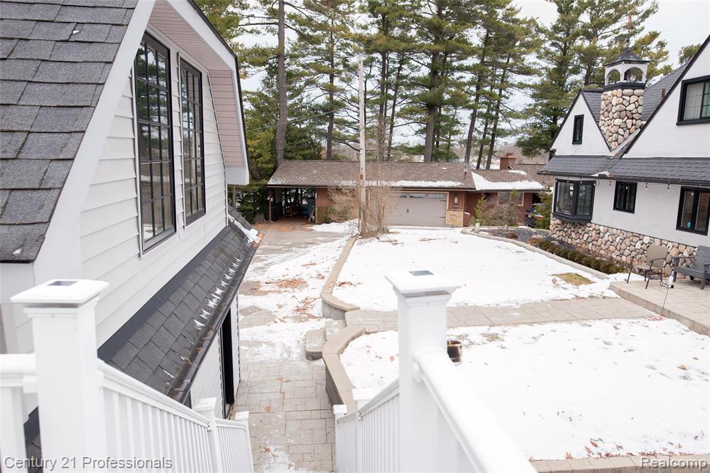 910 W Pine Tree Road W, Lake Orion, MI 48362 — Photo 51