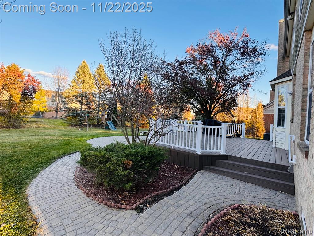 4728 Walden Drive, Troy, MI 48098 — Photo 27