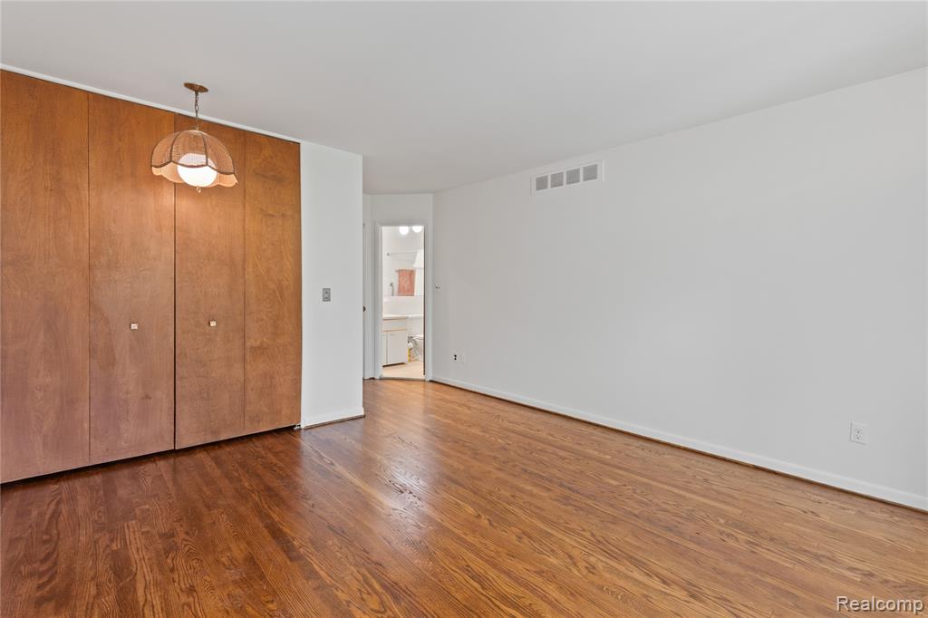 1512 Chateaufort Place, Detroit, MI 48207 — Photo 13