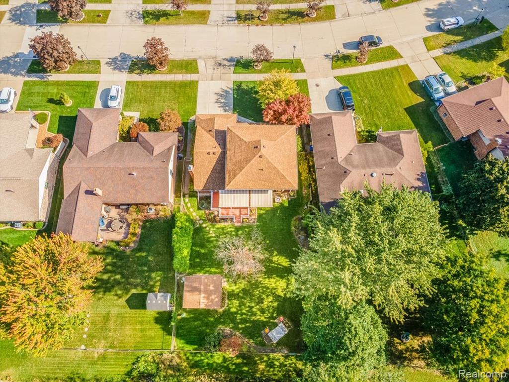 6877 Pittsford Street, Canton, MI 48187 — Photo 24