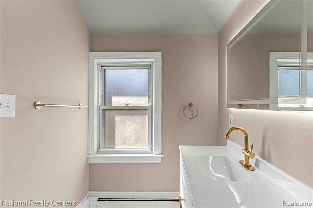 16 Alexander Street, River Rouge, MI 48218 — Photo 18
