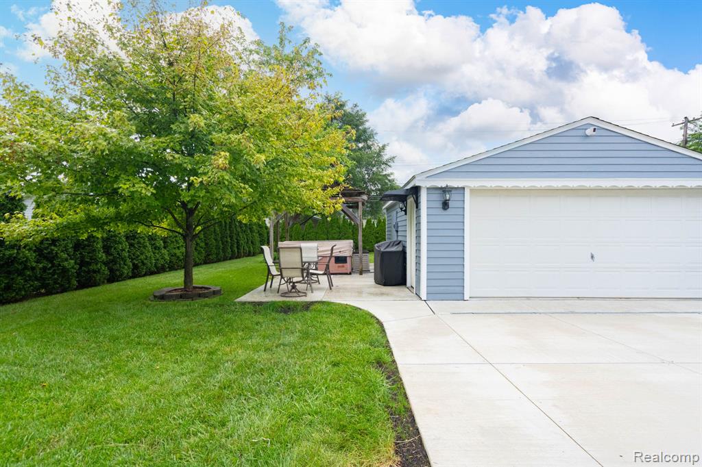 6905 Lathers Street, Garden City, MI — Photo 4