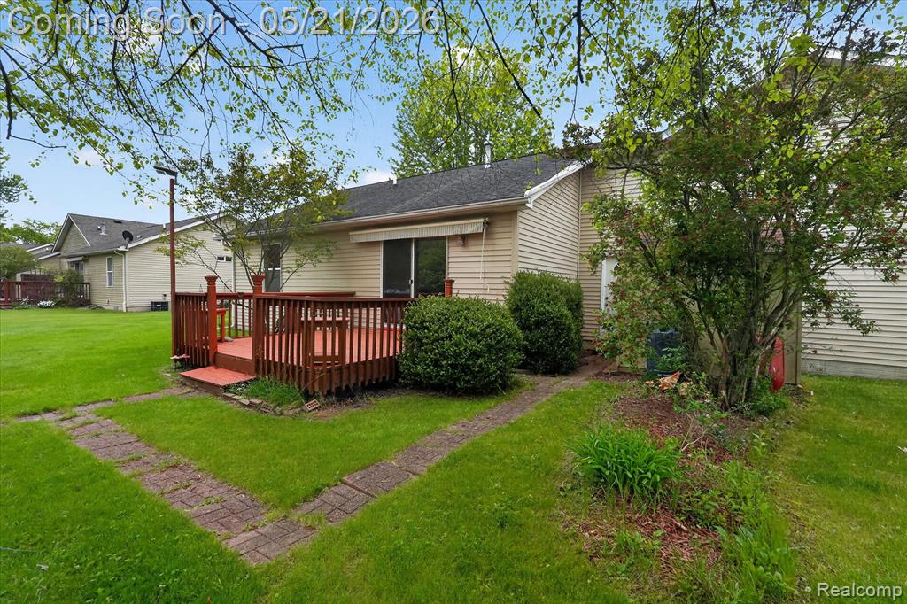 1607 Cedarwood Drive, Flushing, MI 48433 — Photo 26