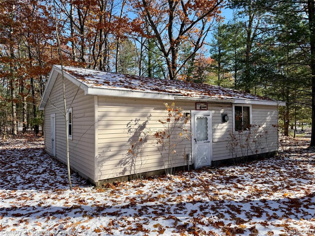 105 Northern Oaks Drive, Houghton Lake, MI 48629 — Photo 29