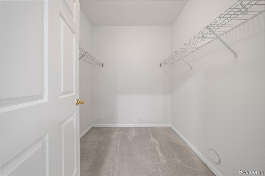 45622 WARWICK Drive, Macomb, MI 48044 — Photo 27