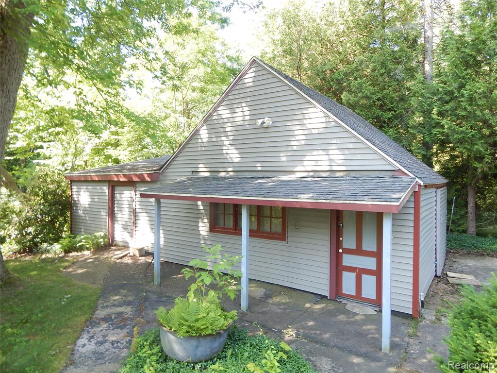 7428 Grove Road, Lexington, MI 48450 — Photo 4