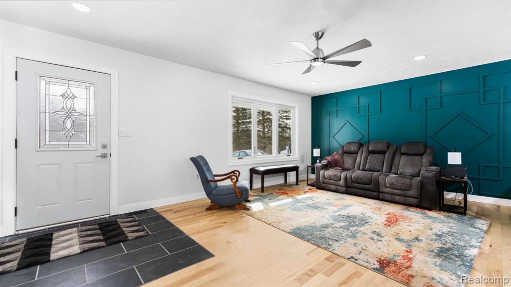 19750 Ivey Road, Chelsea, MI 48118 — Photo 9