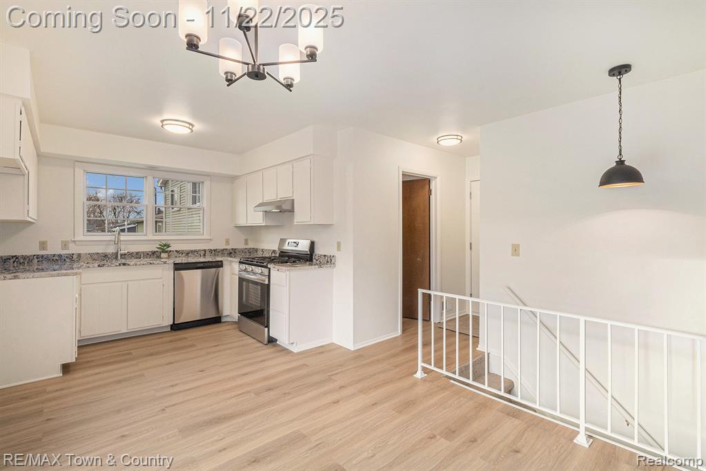 538 Autumn Drive, Flushing, MI 48433 — Photo 11