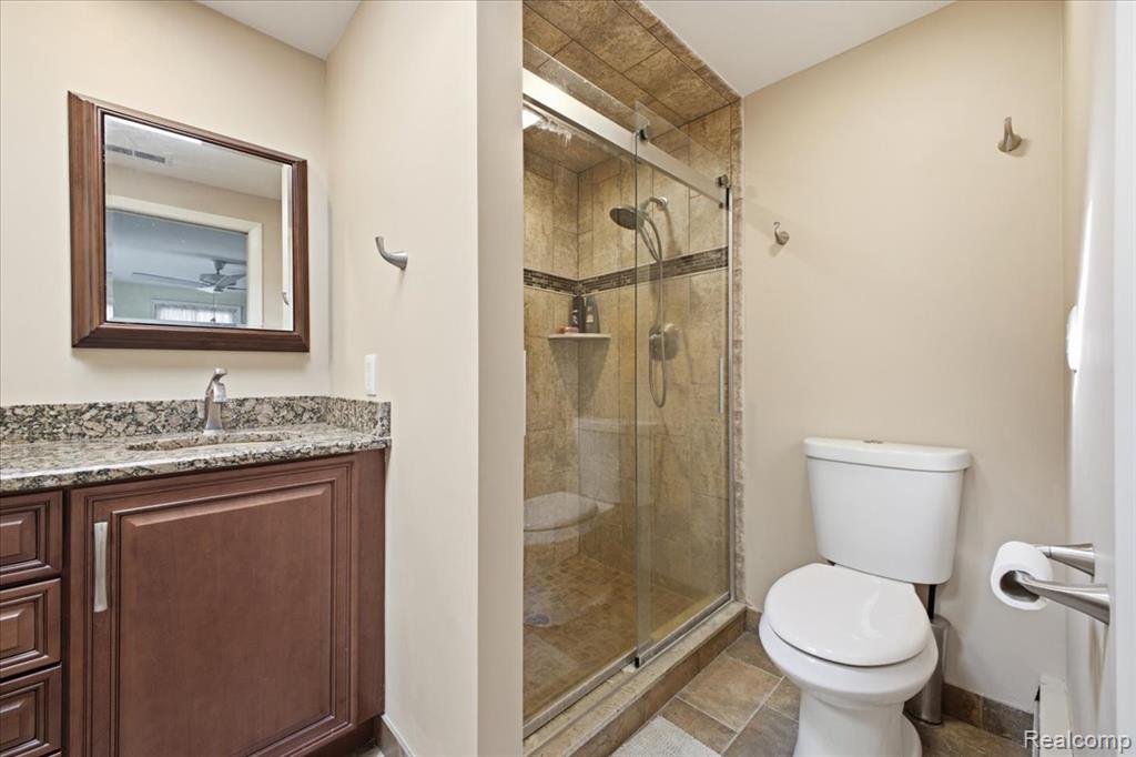 6579 Balmoral Terrace, Clarkston, MI — Photo 33