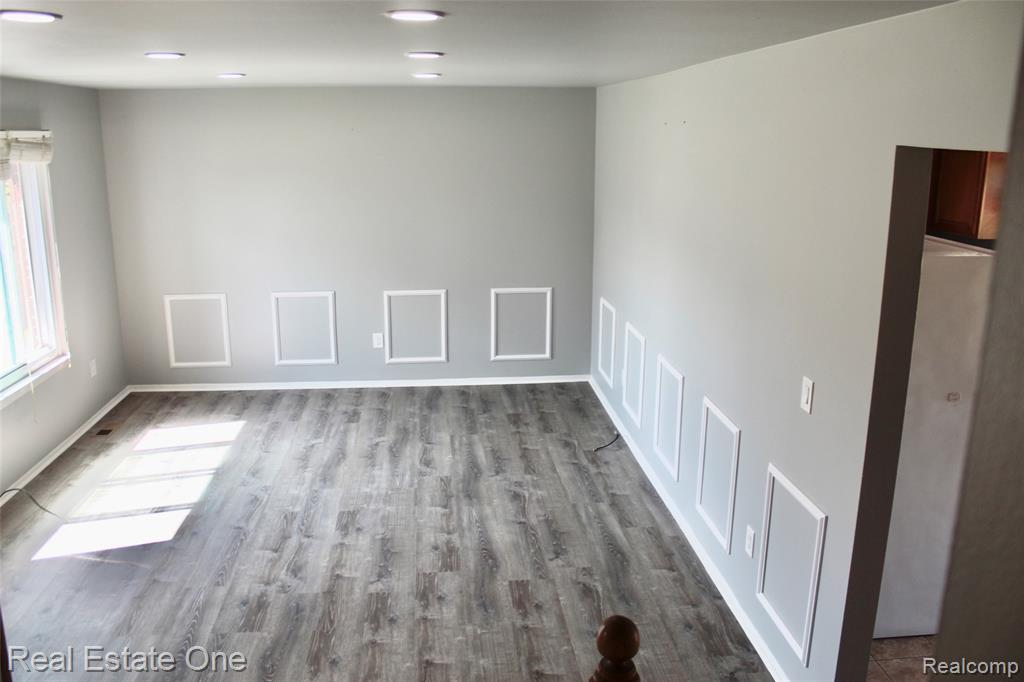 4549 Benjamin Drive, Sterling Heights, MI 48310 — Photo 8