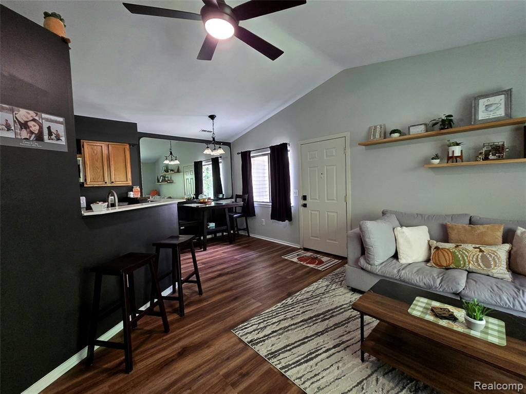 396 Spring Brooke Drive, 396, Brighton, MI 48116 — Photo 6