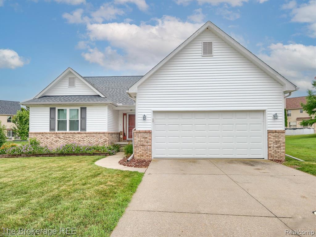 822 Alana Court, Davison, MI 48423 — front exterior