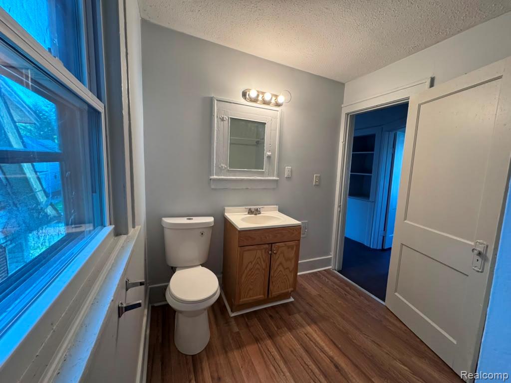 2474 Fullerton Street, Detroit, MI 48238 — Photo 9