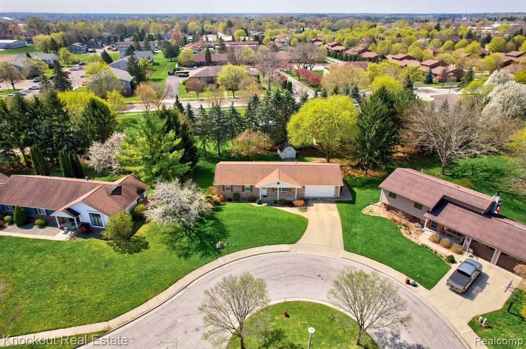 5 Krafft Court, Frankenmuth, MI 48734 — Photo 36