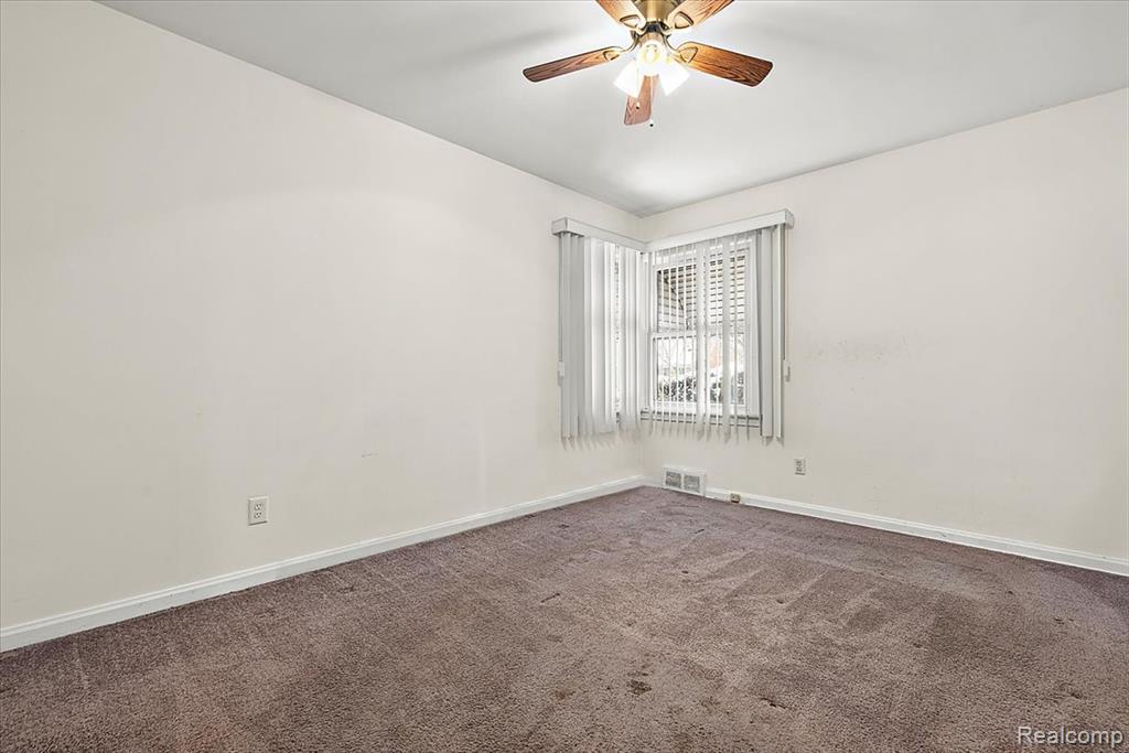 14001 Balfour Street, Oak Park, MI 48237 — Photo 16