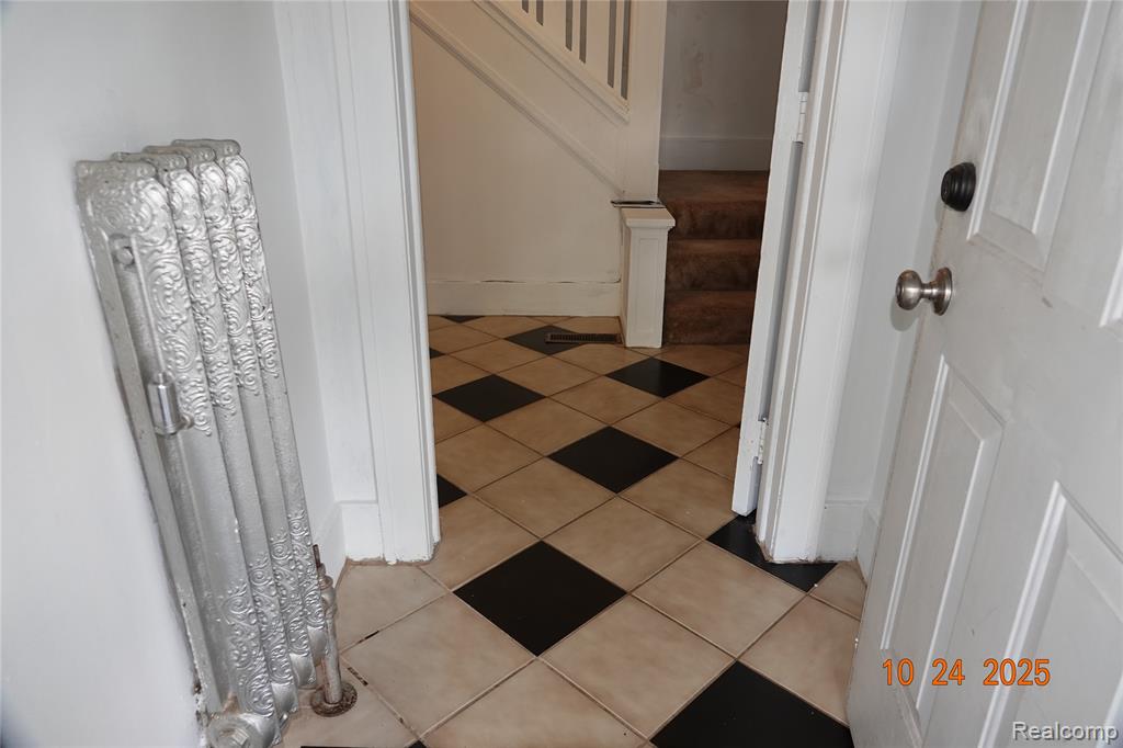 194 Farrand Park, Highland Park, MI 48203 — Photo 5